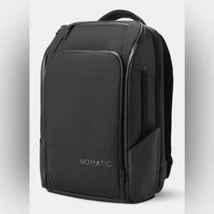 20L Nomatic travel pack